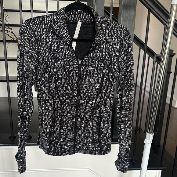 Lululemon Athletica Black & White Textured Blazer -Size 6 - Picture 1 of 5